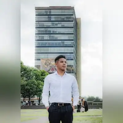 郑佳坤